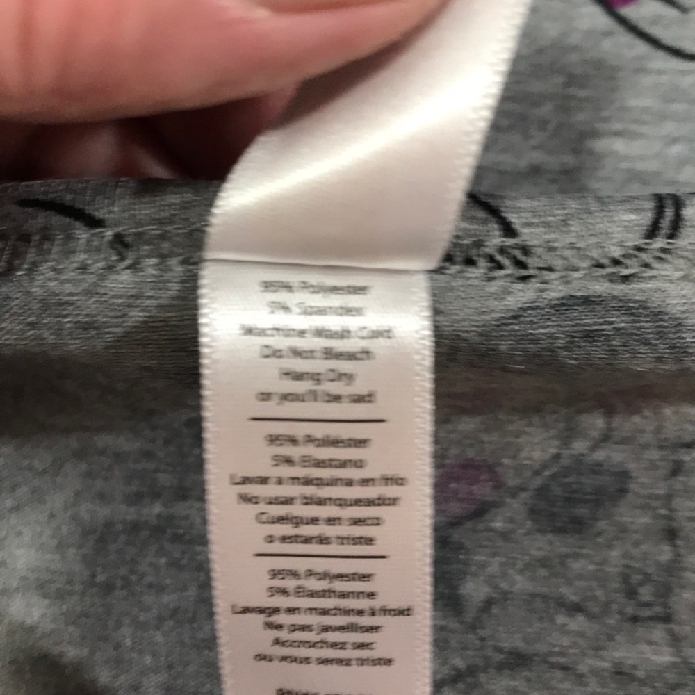 Lularoe Disney Minnie Hi- Lo Tee - Picture 8 of 8